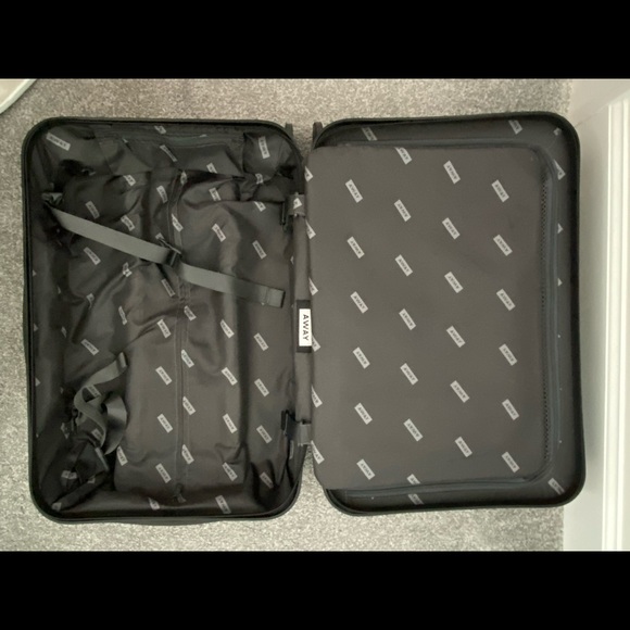 SOLD - Picture 7 of 9